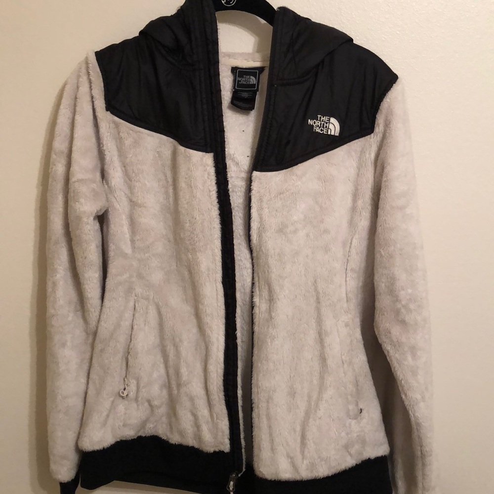 White north face fleece hooded outerwear